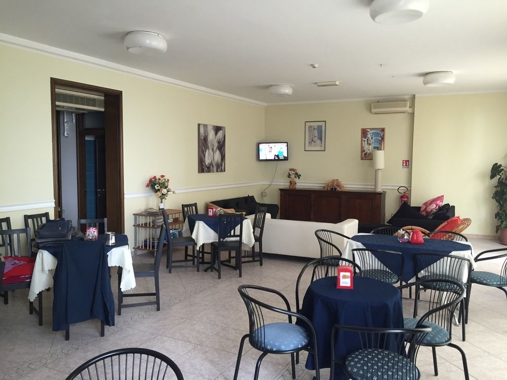 Hotel Acapulco Viserbella di Rimini Eksteriør billede