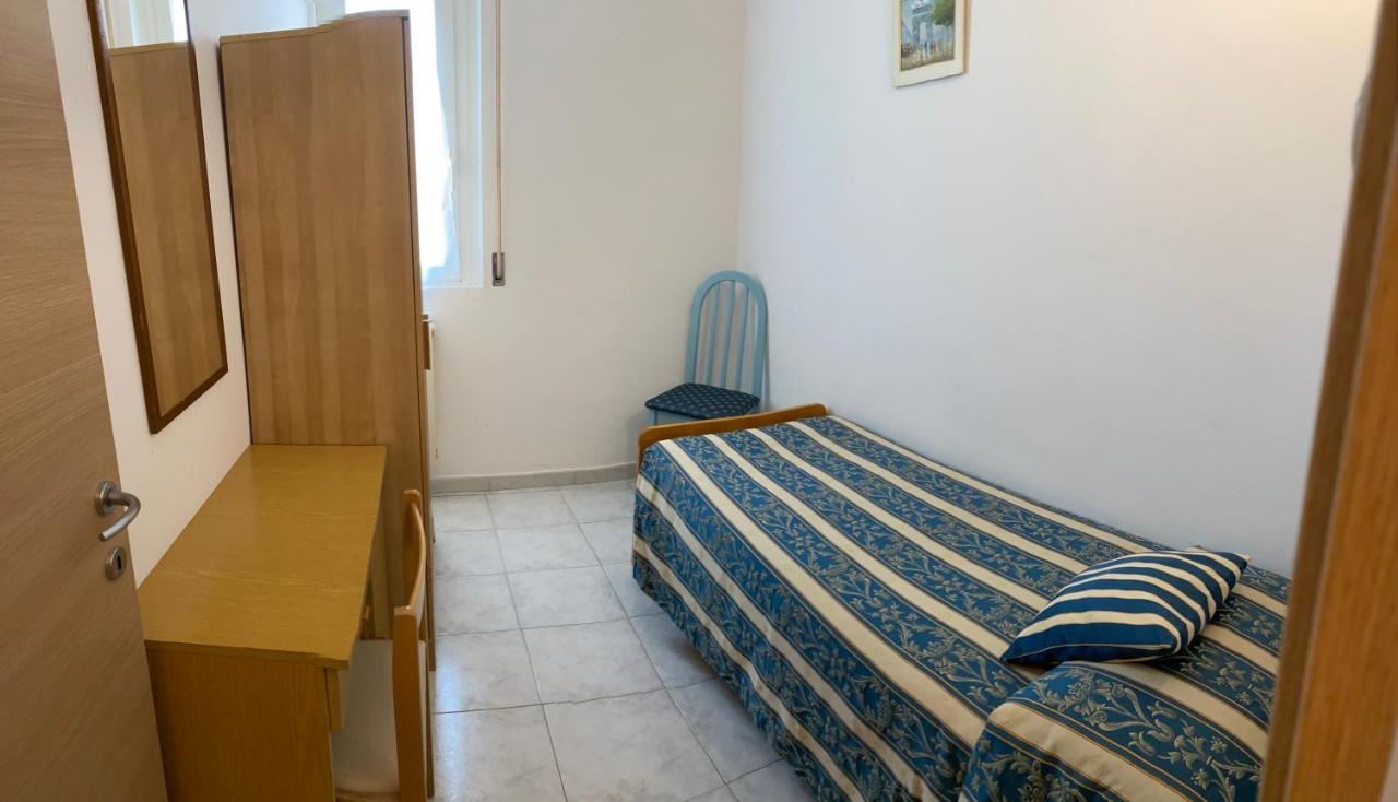 Hotel Acapulco Viserbella di Rimini Eksteriør billede